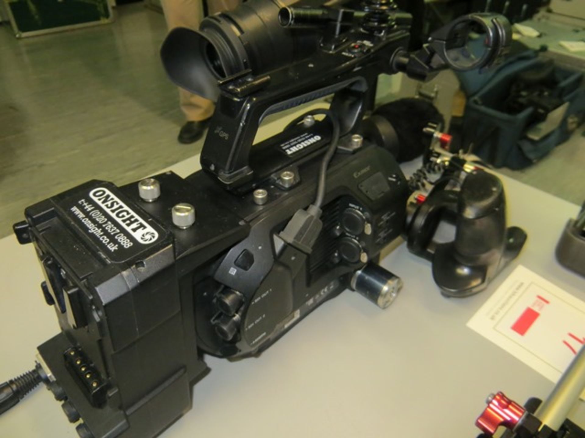 Sony PXW-FS7 4K Camcorder Super XD Camera s/n 34576 c/w plate mounts, Canon Metabones EF to E - Image 4 of 5