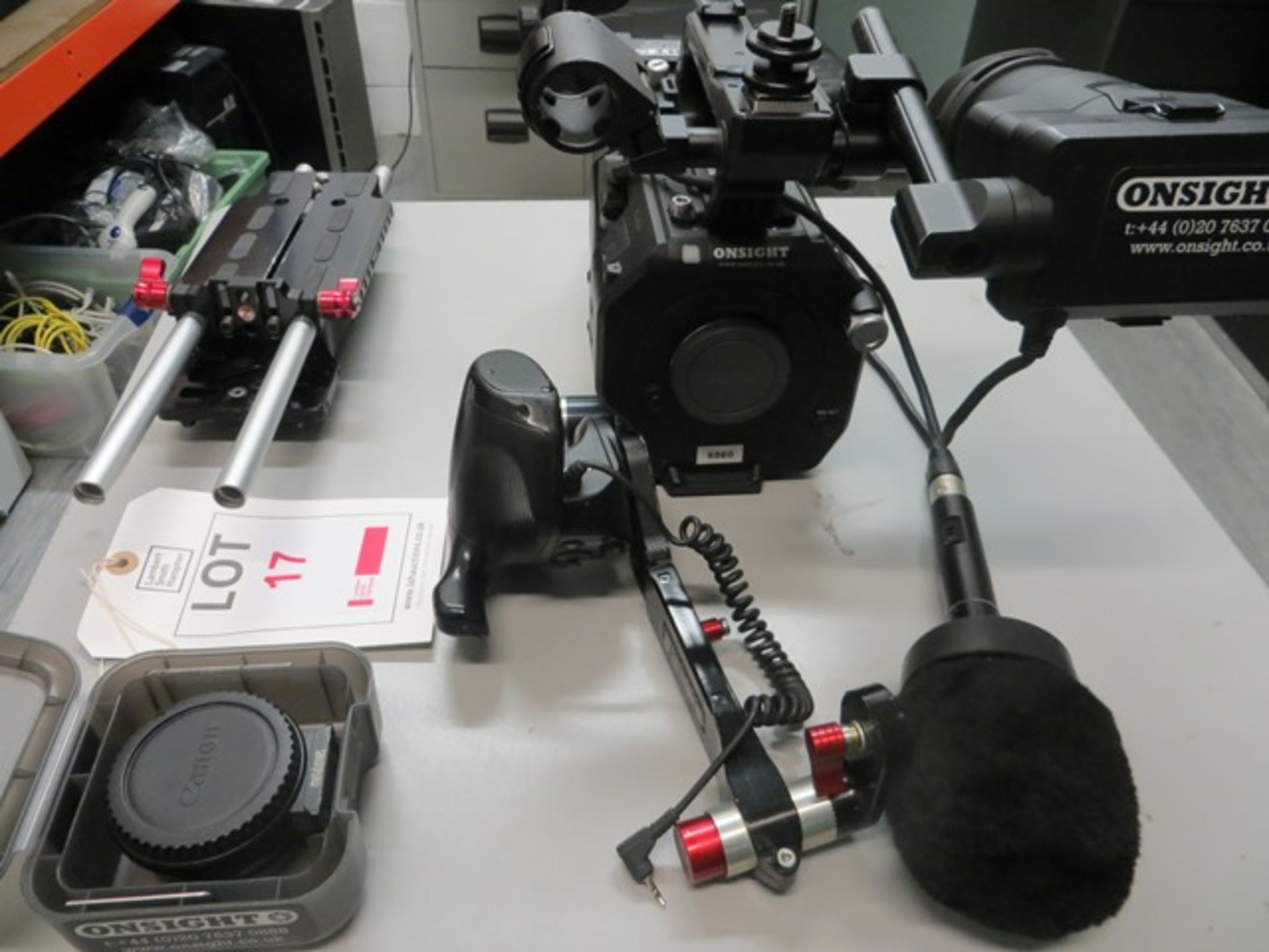 Sony PXW-FS7 4K Camcorder Super XD Camera s/n 34576 c/w plate mounts, Canon Metabones EF to E - Image 2 of 5
