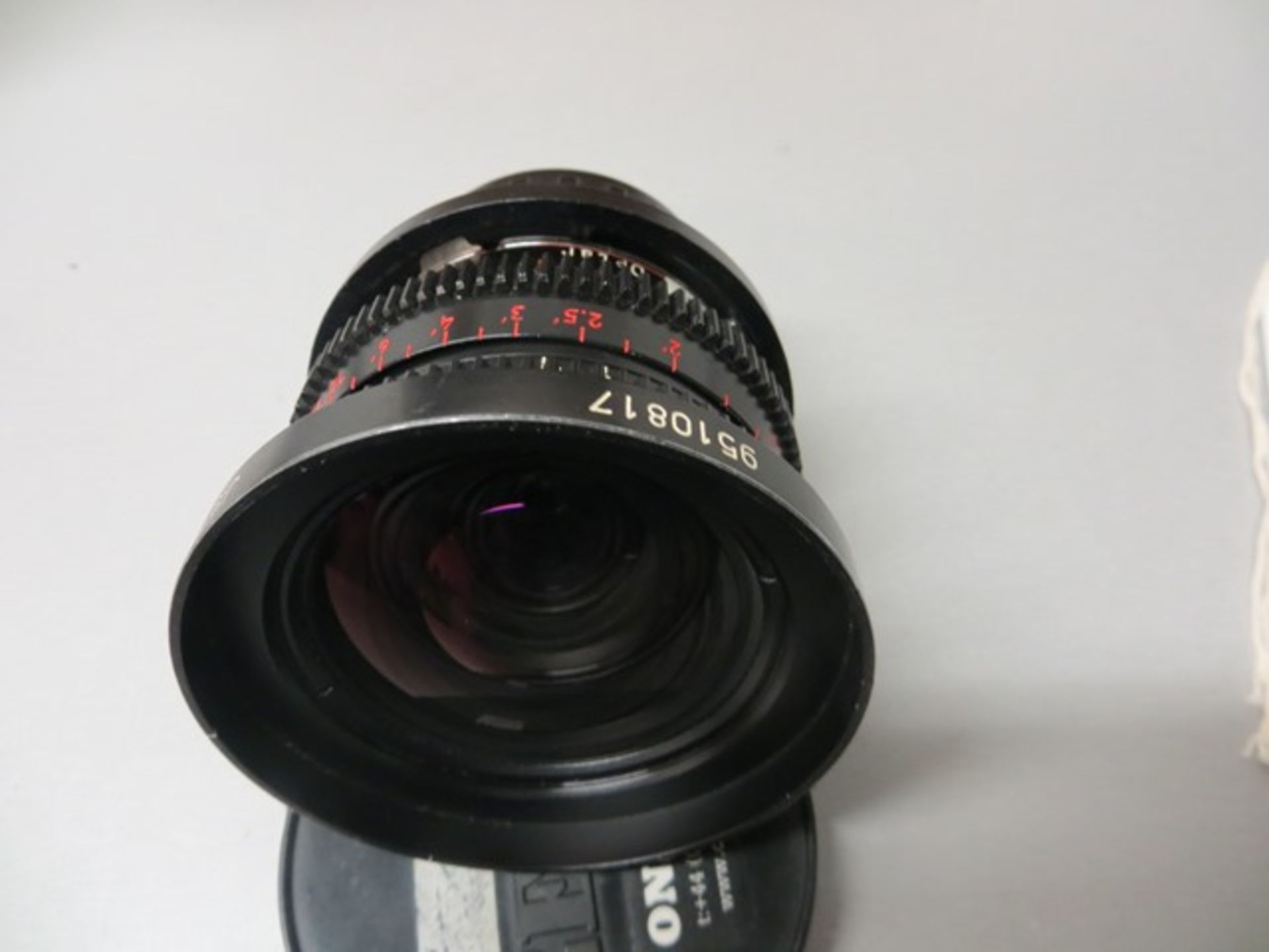 Optika Optar 1.2/8mm T 1.3 lens s/n 950817 - Image 2 of 3