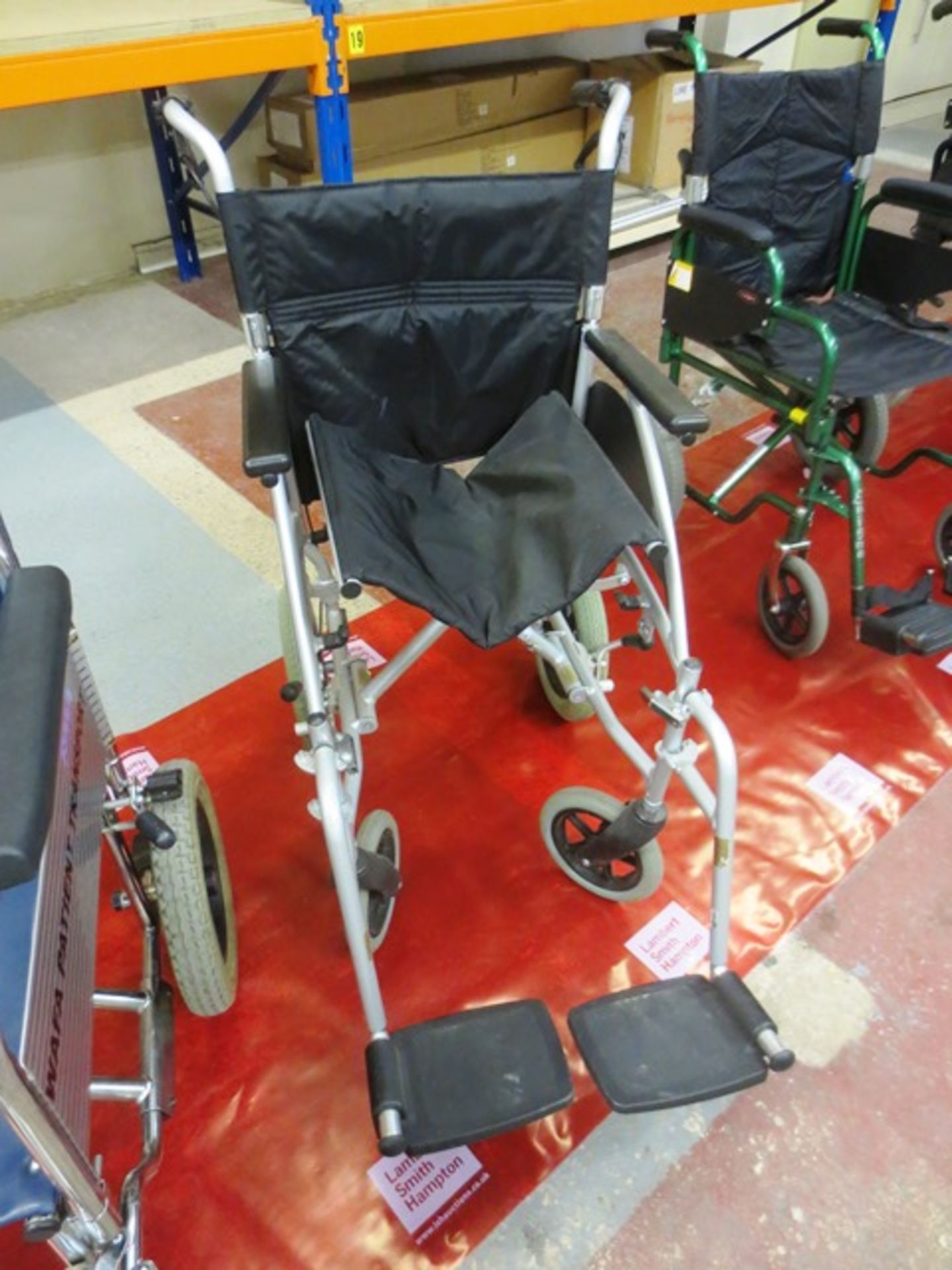 Days collapsible wheelchairs, with hand brakes