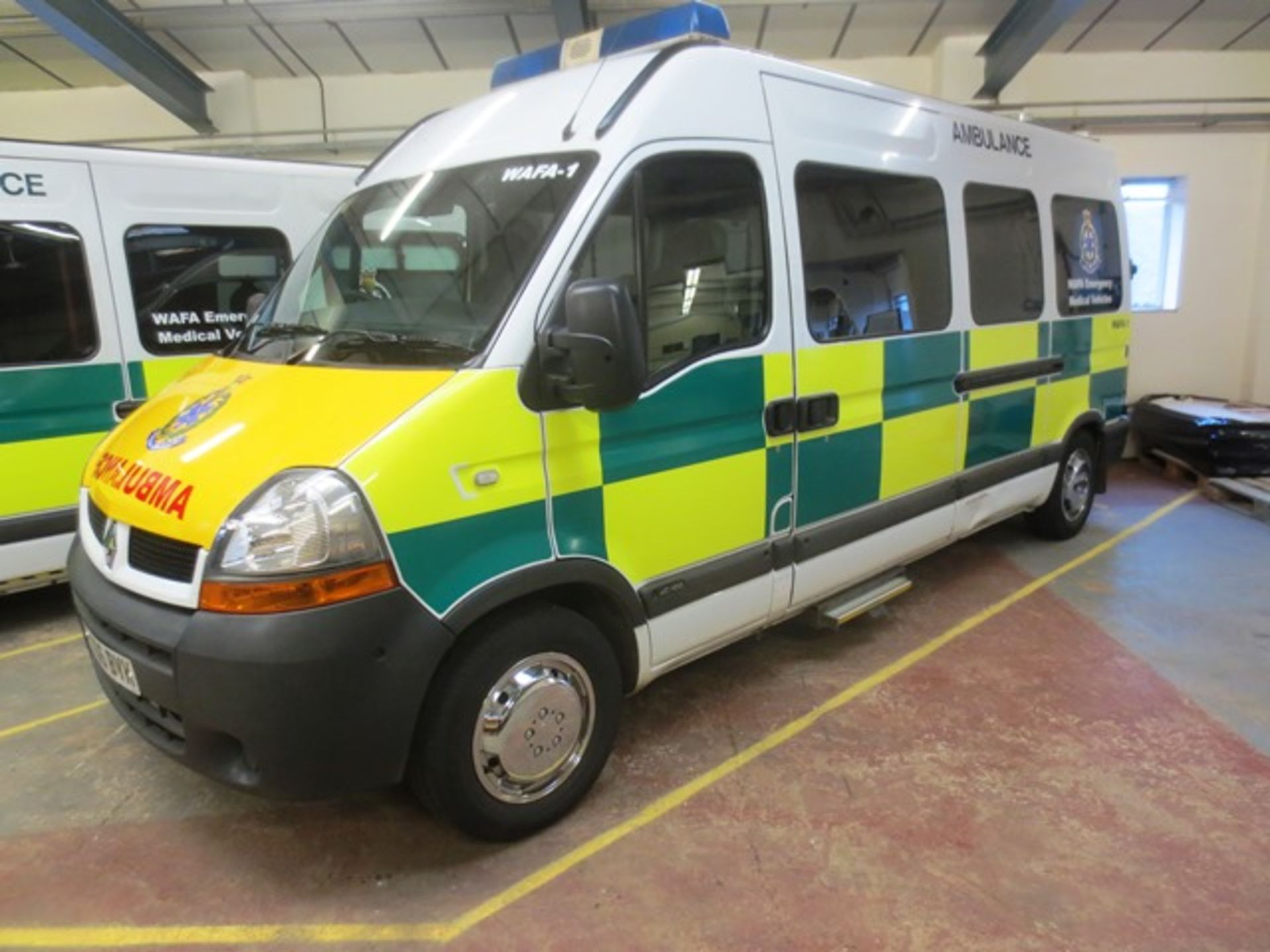 Renault Master LM35 Dci 100 LWB 2463cc diesel ambulance, reg no: KX06 BVK, MOT: 8/2/17, Company ref: