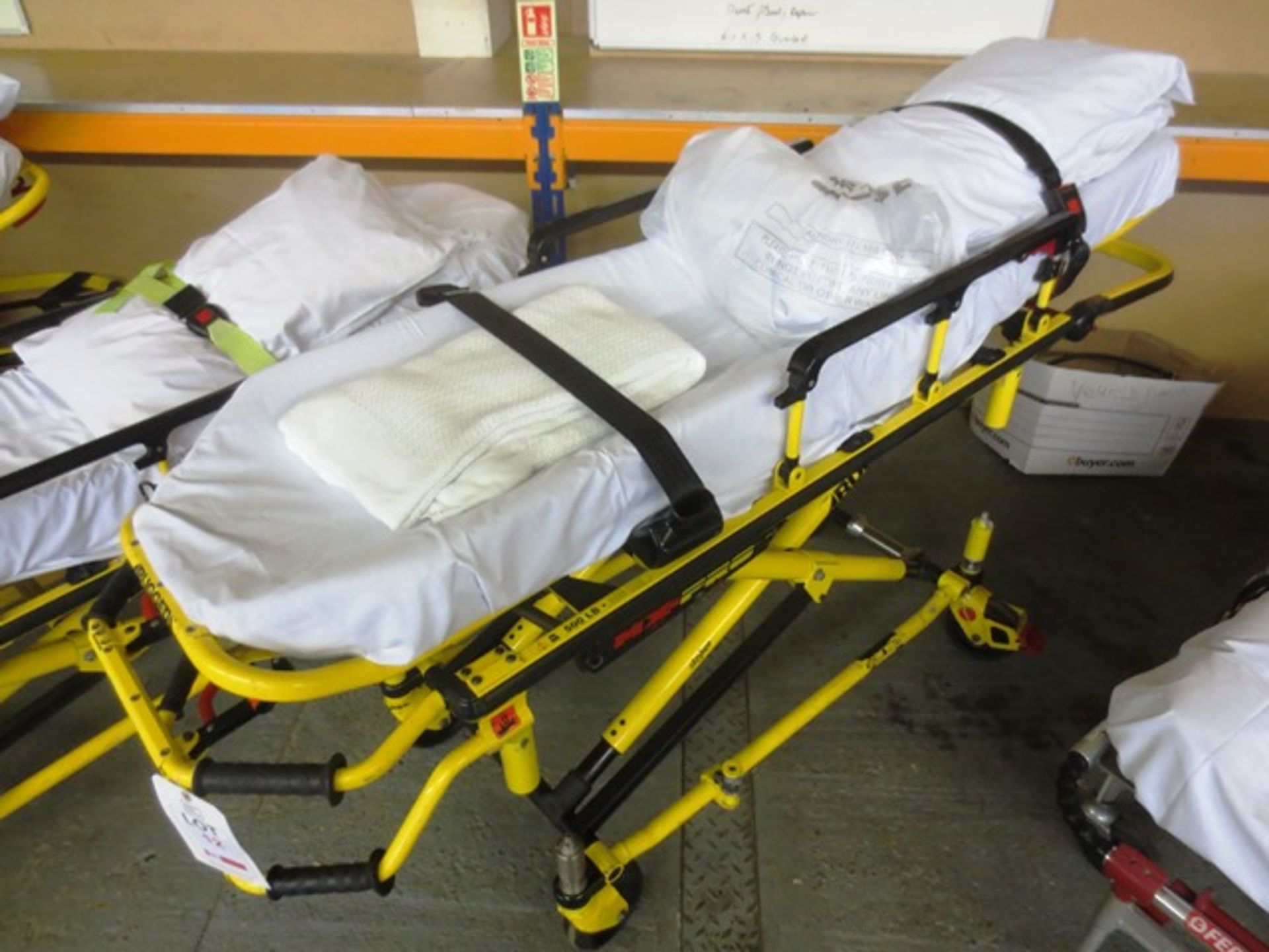 Stryker rugged MXPro mobile collapsible stretcher (228kg capacity) (Please note: NB: This item has