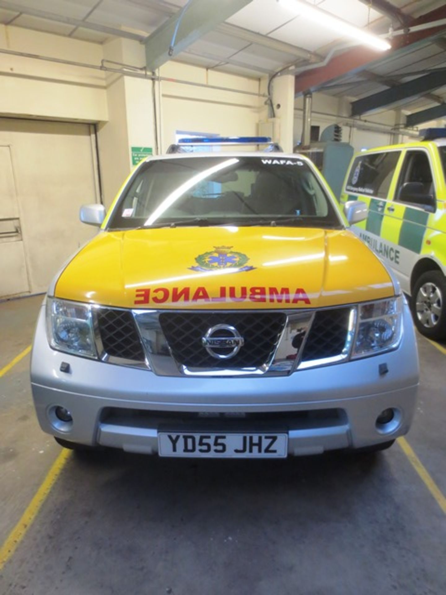 Nissan Pathfinder T-spec DCi 174 4x4 casualty recovery vehicle, reg no: YD55 JHZ, MOT: expired 16/ - Image 2 of 7