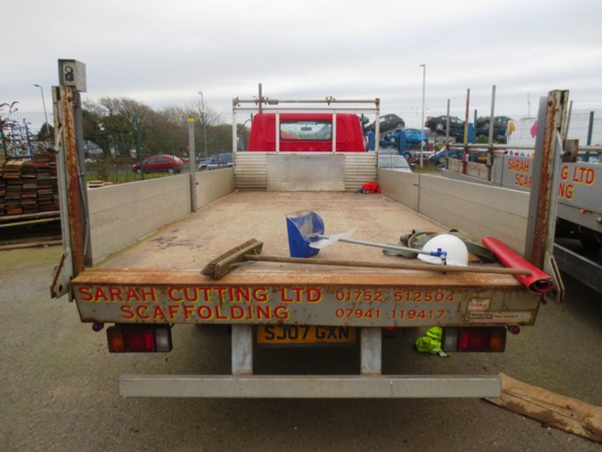 Isuzu Trucks NQR70 dropside flat bed lorry, 7500kgs, (2007), reg no: SJ07 GXN, MOT: 20/9/17, - Image 7 of 9