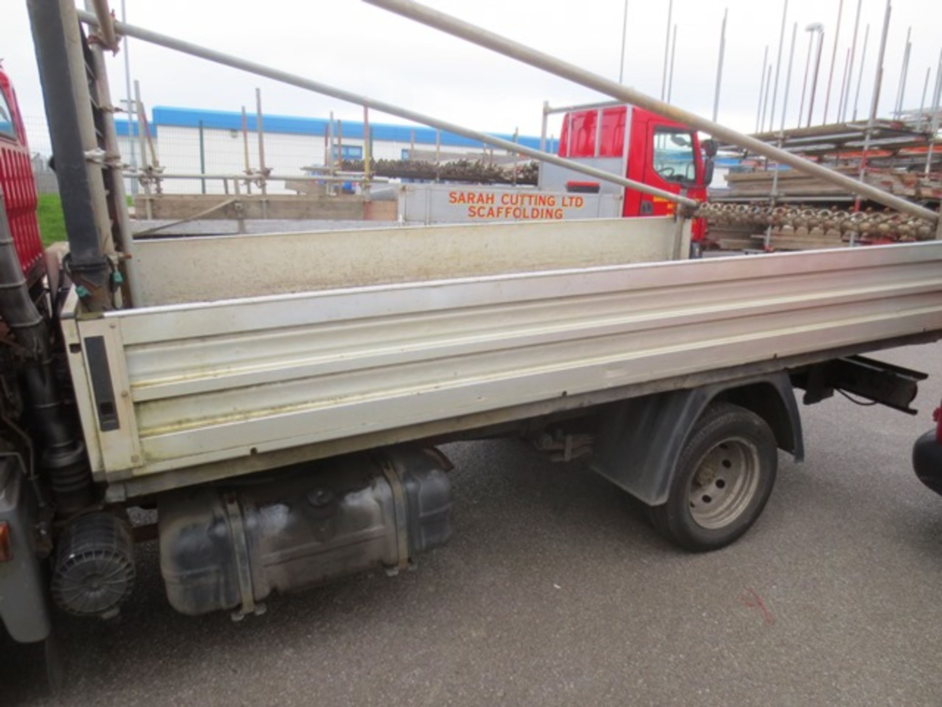 Nissan Cabstar 35.13 MWB, dropside flat bed van, 3.0 (2005), 3500kgs, reg no: BJ55 CDO, MOT: 21/10/ - Image 6 of 7