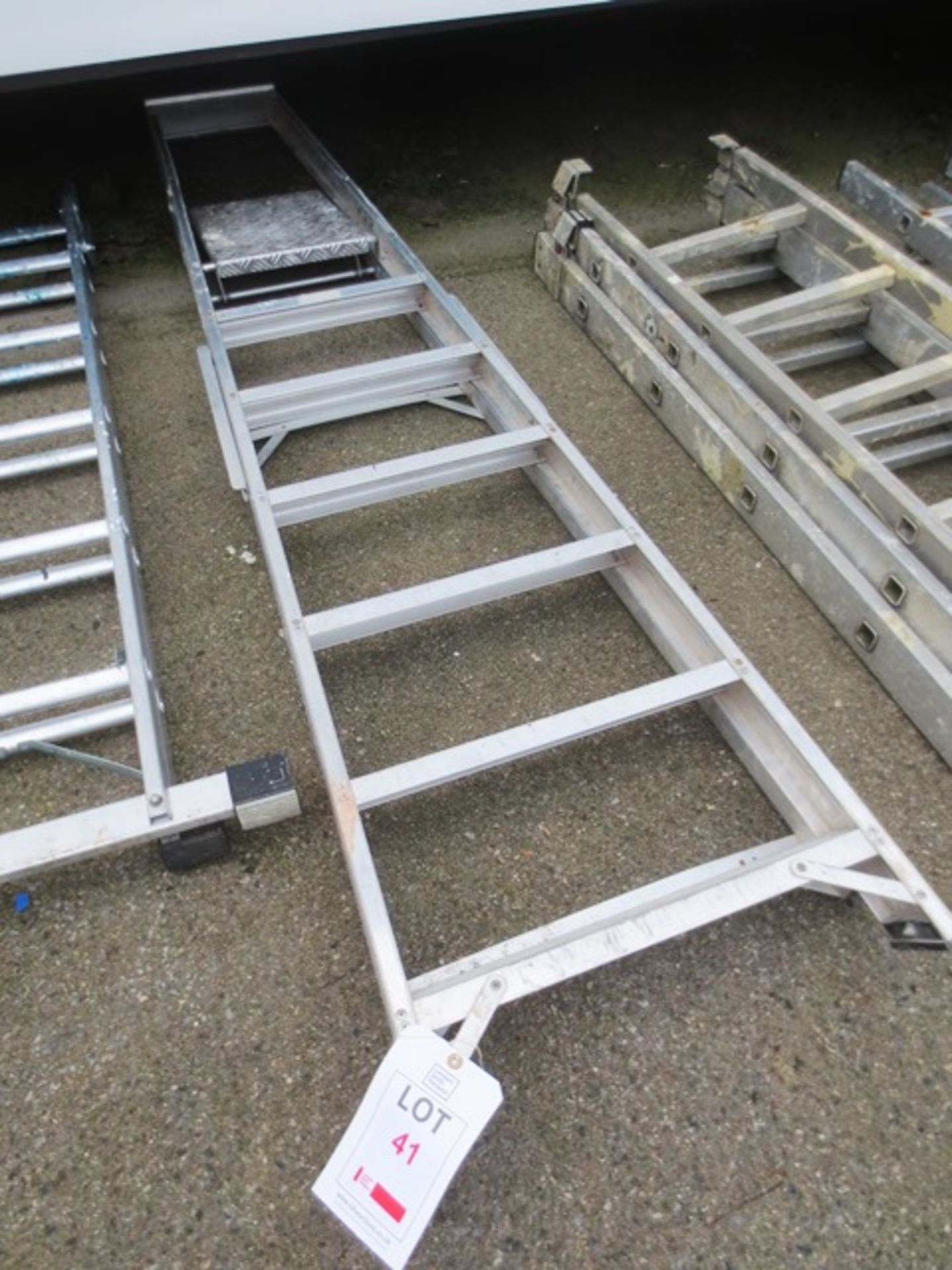 A frame 7 tread aluminium ladder