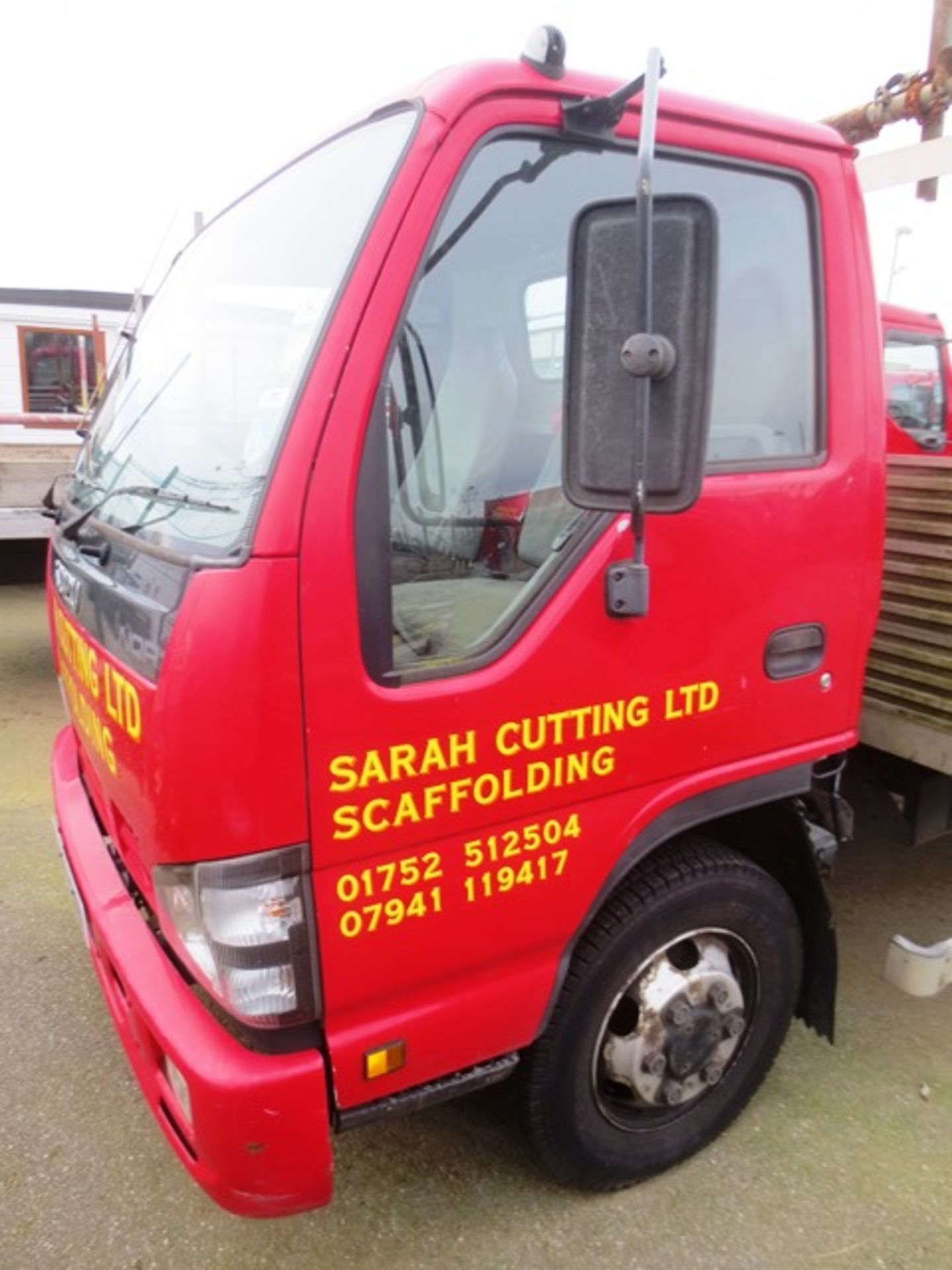 Isuzu Trucks NQR70 dropside flat bed lorry, 7500kgs, (2007), reg no: SJ07 GXN, MOT: 20/9/17, - Image 5 of 9