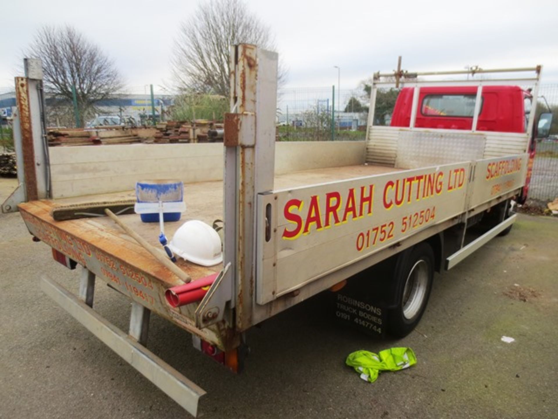 Isuzu Trucks NQR70 dropside flat bed lorry, 7500kgs, (2007), reg no: SJ07 GXN, MOT: 20/9/17, - Image 8 of 9