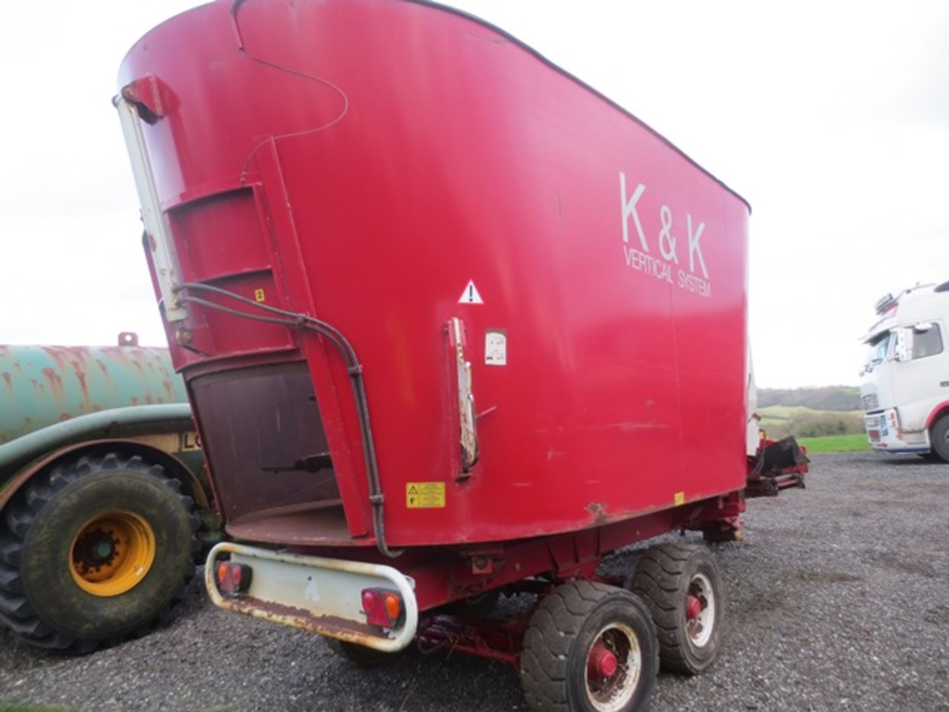 K&K/ Mutti International MC22 large hopper feed mixer trailer, Serial No: 11773 (2004) with Dinamica - Image 7 of 7
