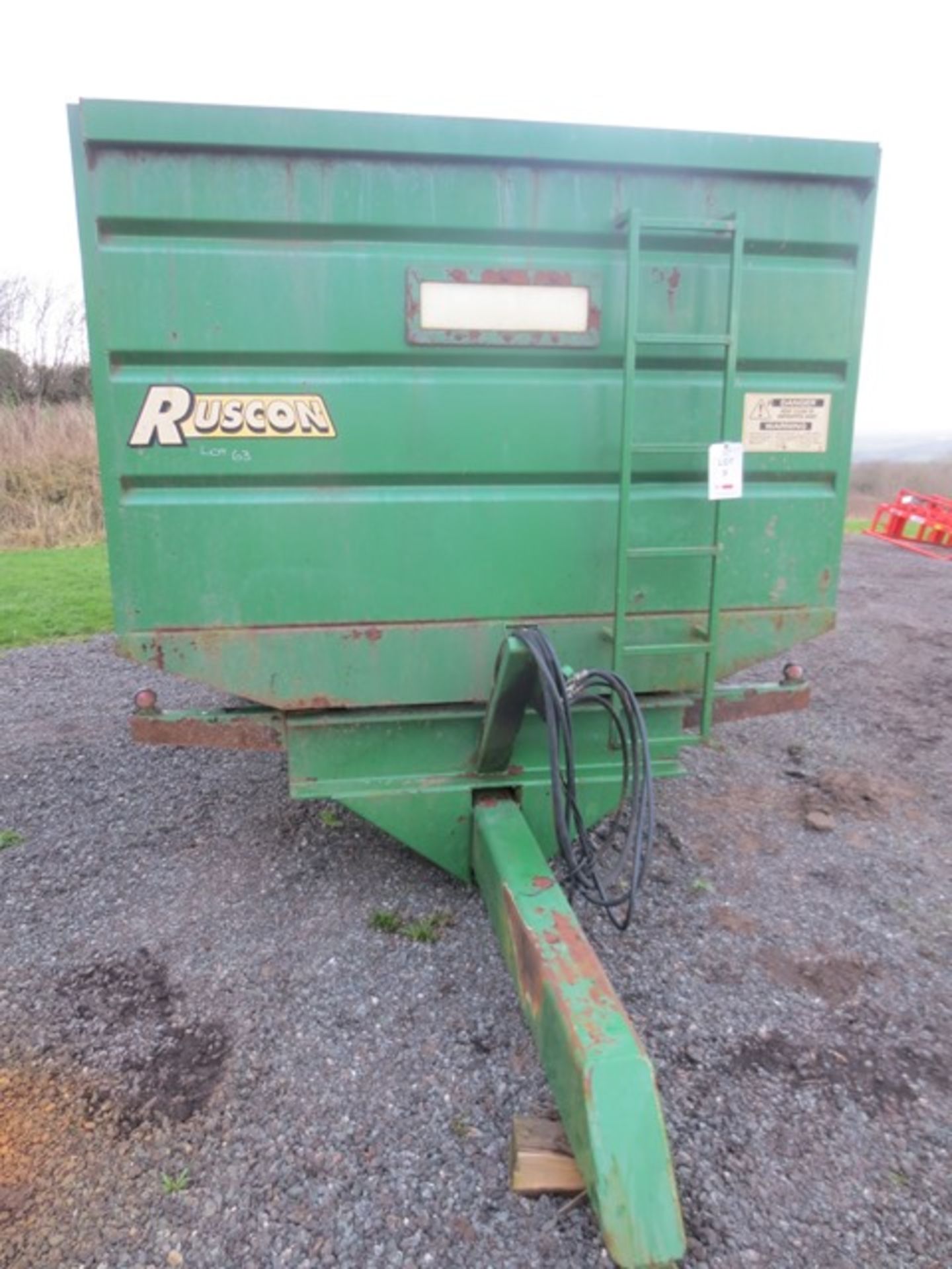 Ruscon twin axle agricultural tipping trailer