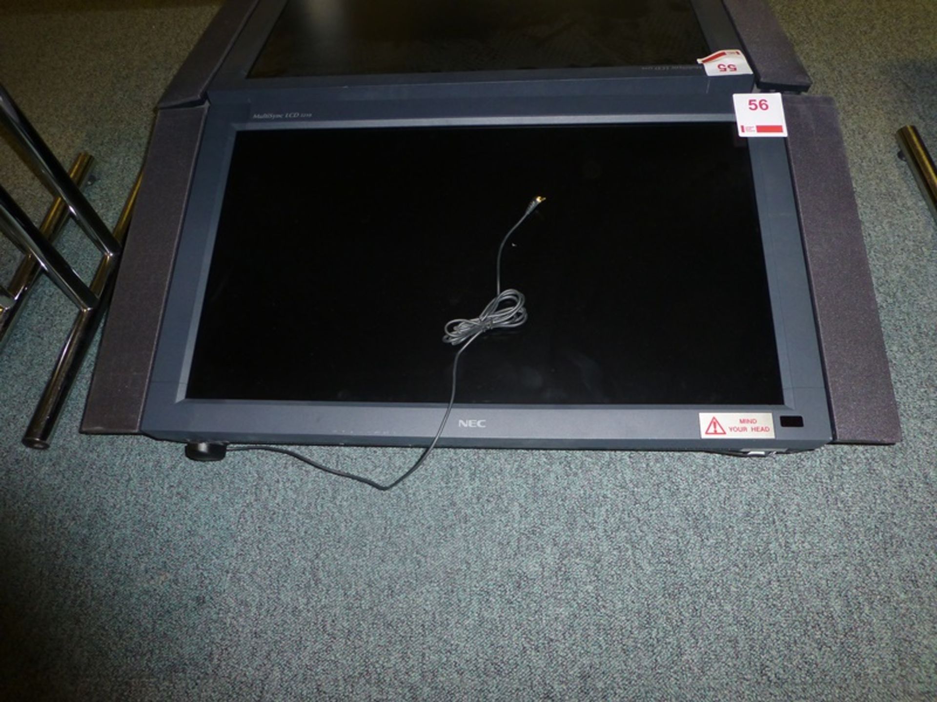 NEC Multisync LCD3210 32" monitor