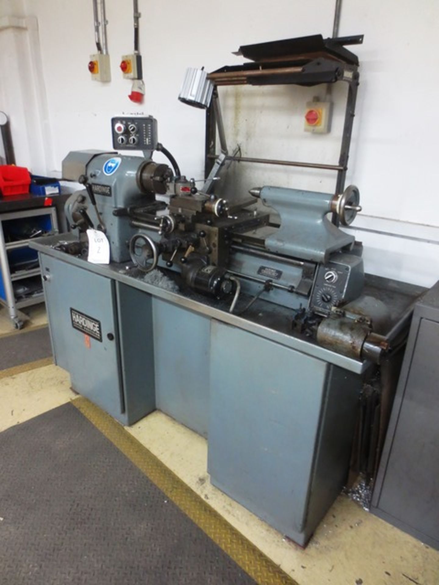 Hardinge HLV-H Precision Lathe, serial no: HLV-H-11940T, 3 phase, distance between centres: 17", - Image 2 of 5