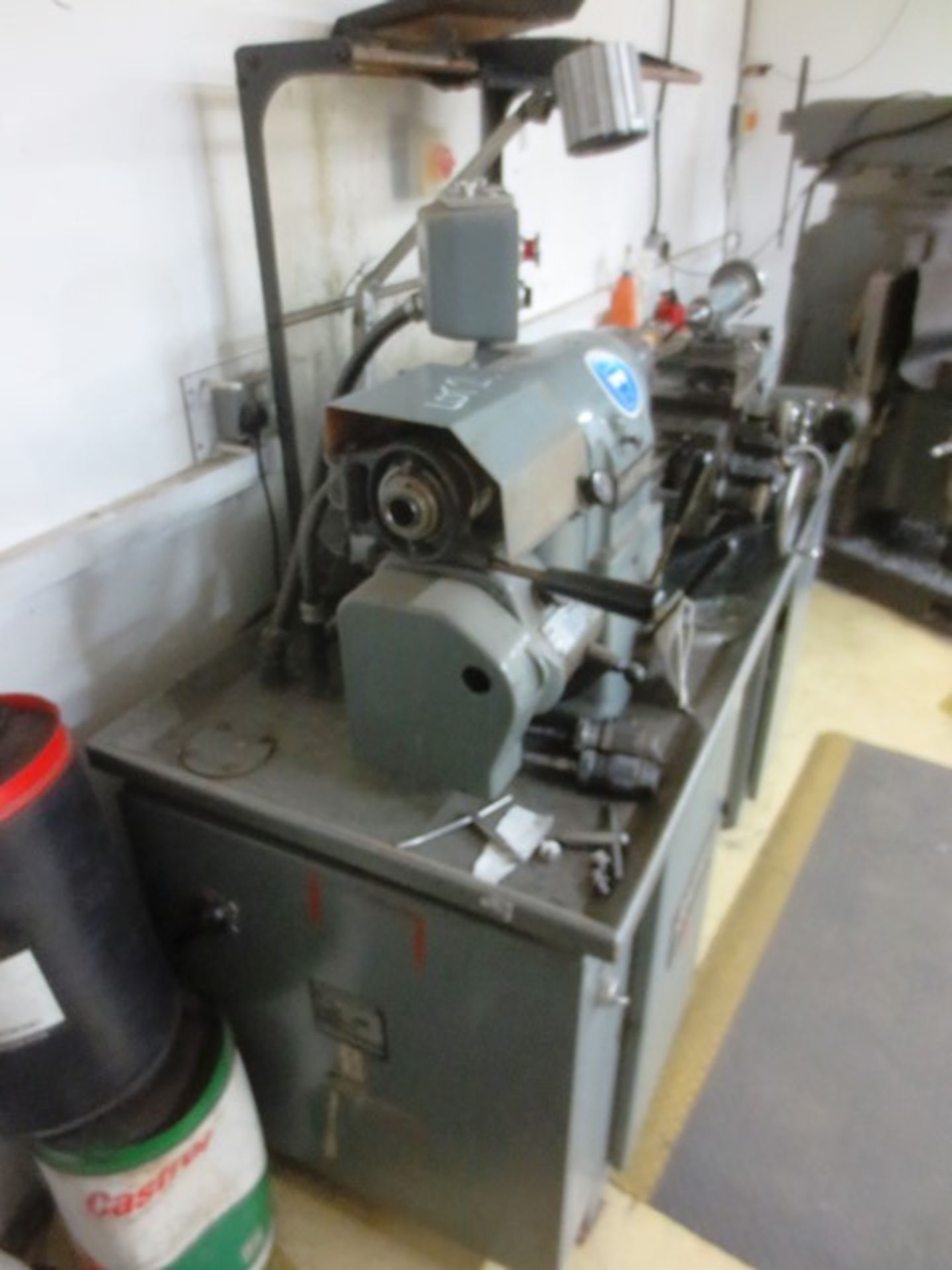 Hardinge HLV-H Precision Lathe, serial no: HLV-H-11940T, 3 phase, distance between centres: 17", - Image 3 of 5