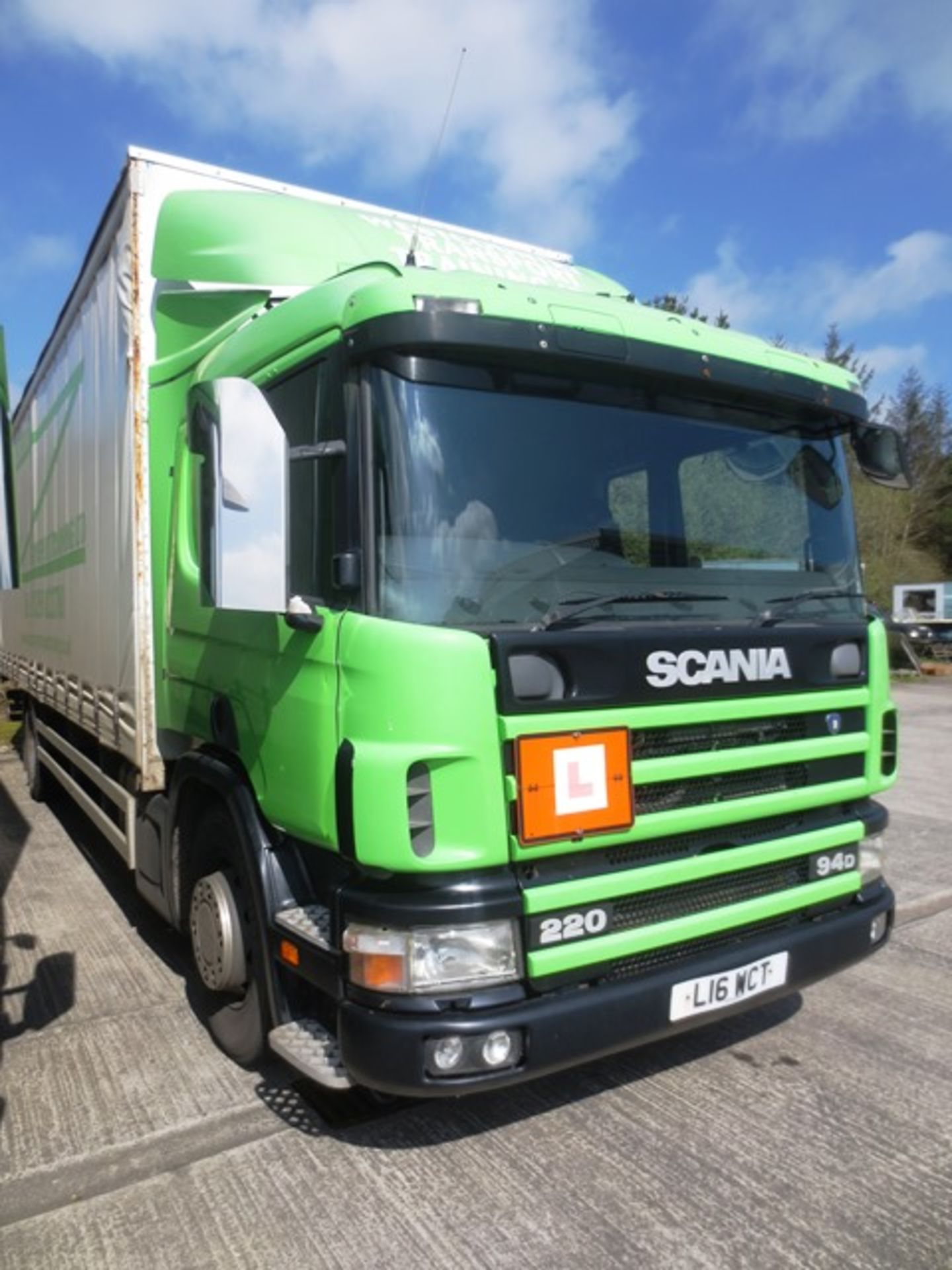 Scania 4-Series 220 94D, 8970cc diesel, curtainside sleeper cab lorry, cab type: CP19, serial no: - Image 3 of 16