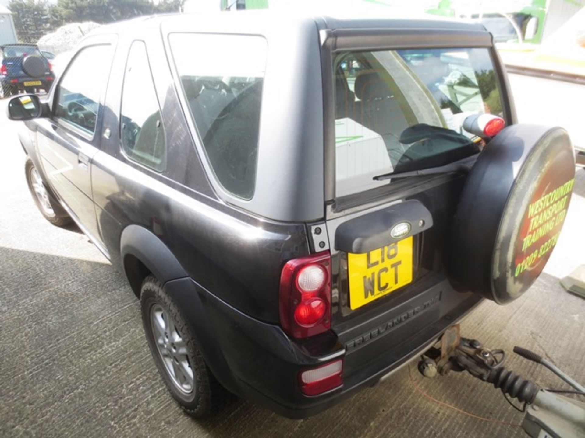 Land Rover Freelander TD4, 5 HB, 1951cc, diesel, MOT: 17/12/18, mileage: 103,500, reg no: L18 WCT - Image 3 of 10