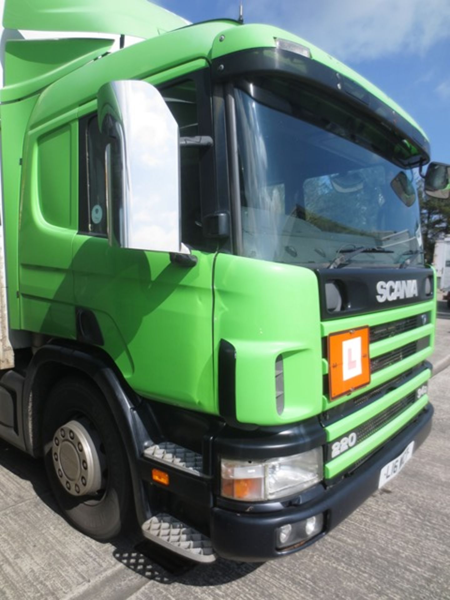 Scania 4-Series 220 94D, 8970cc diesel, curtainside sleeper cab lorry, cab type: CP19, serial no: - Image 5 of 16