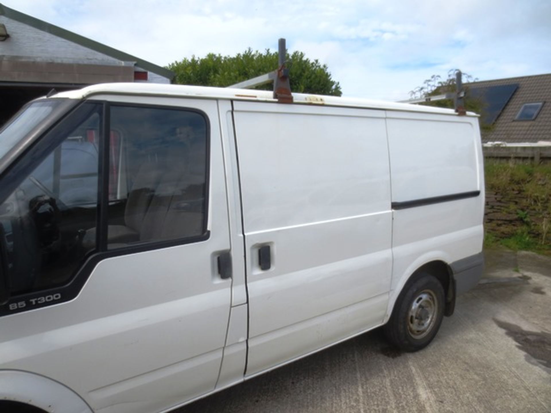 Ford Transit 300 SWB panel van, 1998cc diesel (2005), MOT: 30/11/17, mileage: 89,921 (mileage - Bild 12 aus 12