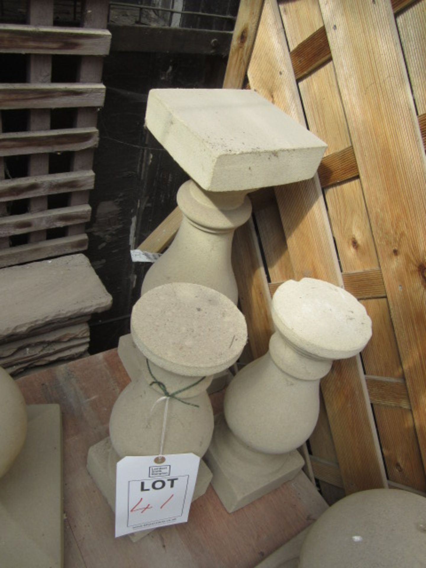 3 x reconstituted concrete stone spindle plinths, approx. dimensions: 2 x 390mm / 1x 530mm, colour - Image 3 of 3