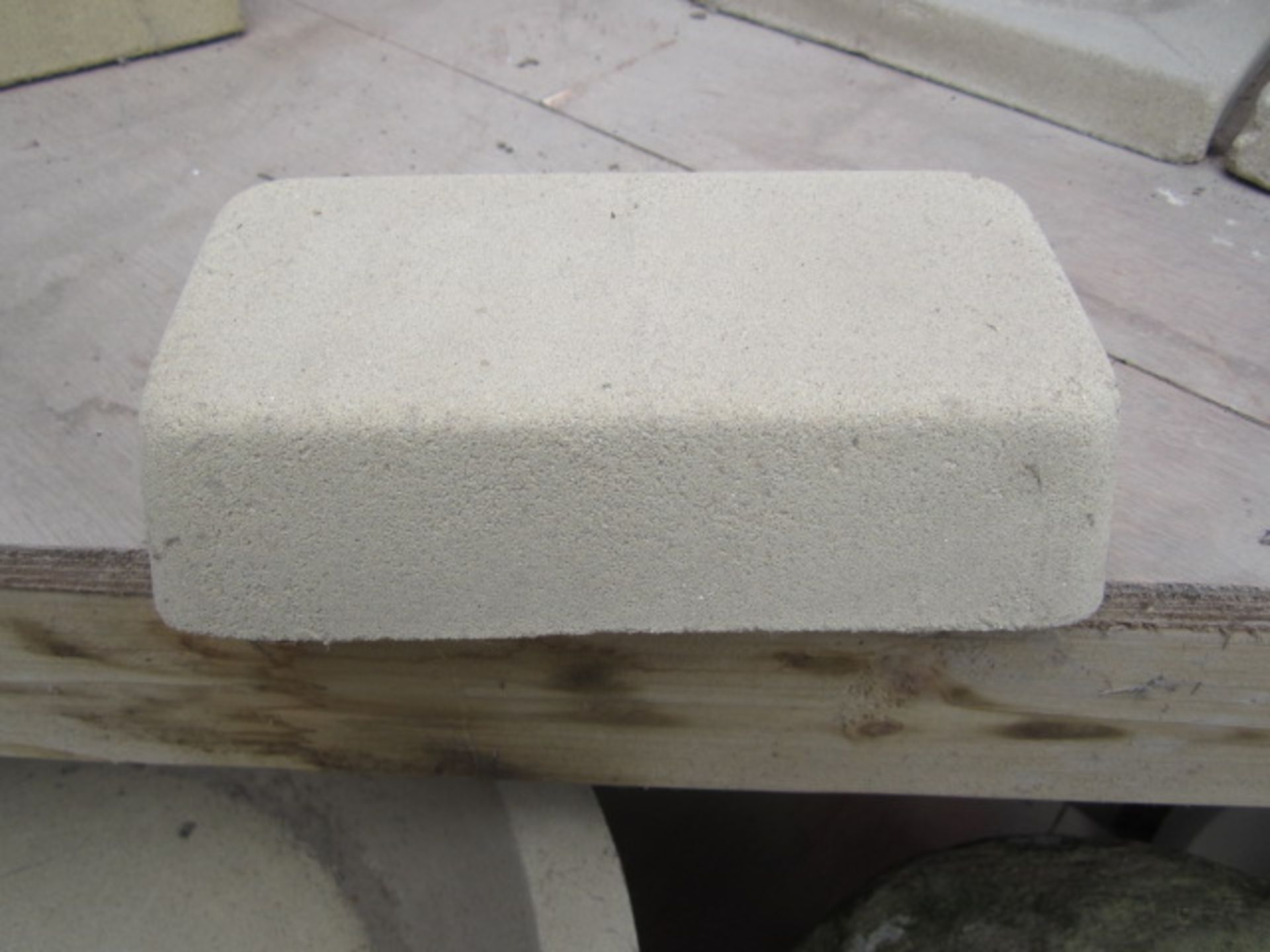 8 x reconstituted concrete stone planter drainage blocks, approx. dimensions: 220mm x 100mm x - Image 2 of 2