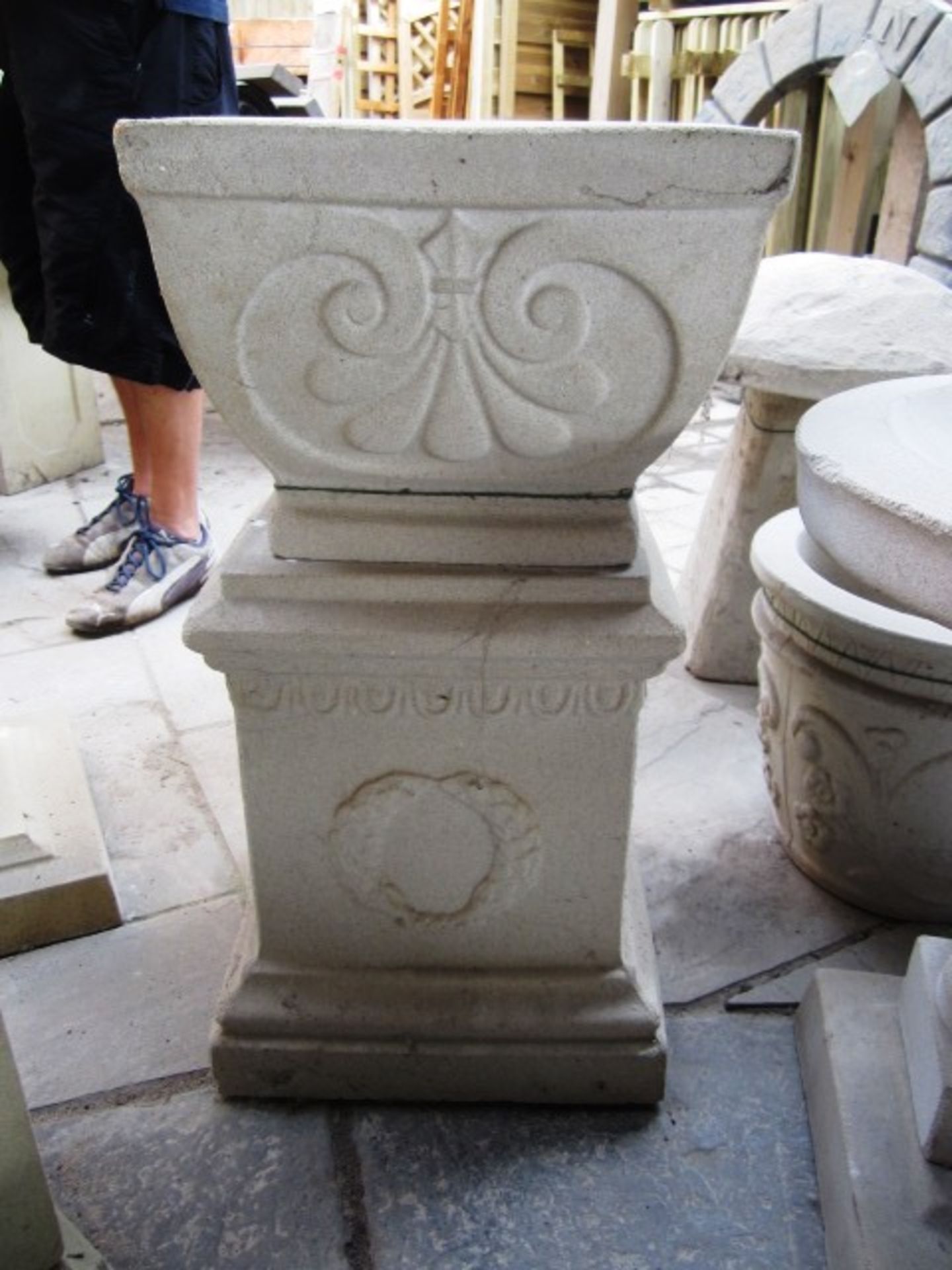 Reconstituted concrete stone 2-piece plinth and square planter, approx. dimensions: height 650mm,