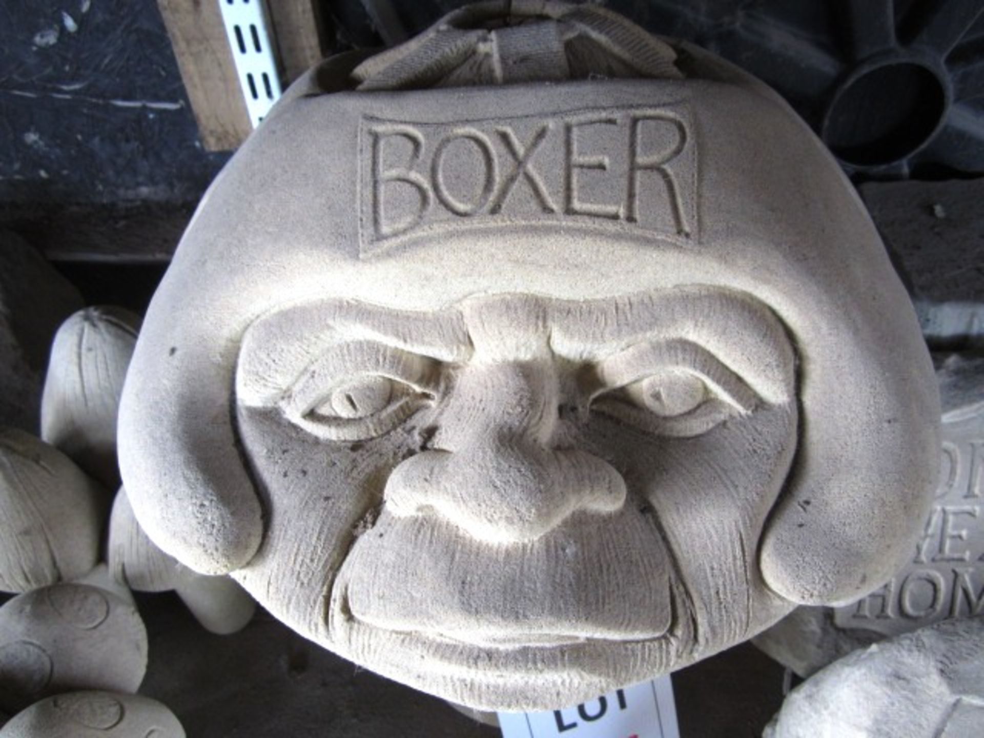 Reconstituted concrete stone 2-piece "Boxer Head" toadstool, approx. dimensions: height 380mm x - Image 2 of 3