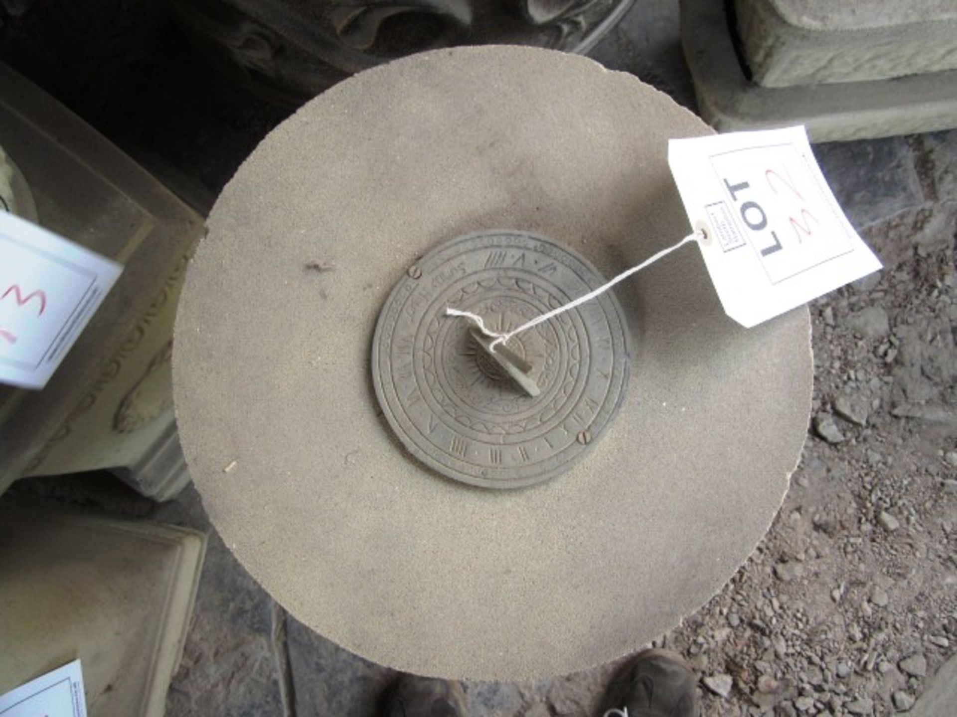 Reconstituted concrete stone 3-piece circular sundial, approx. dimensions: height 610mm x dia. - Image 2 of 3