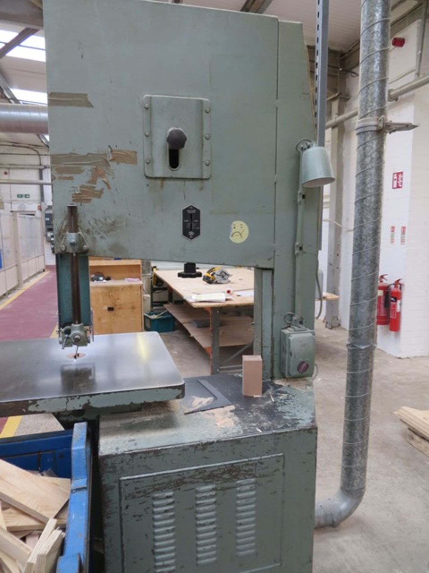 Wadkin Bursgreen B800 fixed table band saw s/n 72113. [NB: this item has no CE marking. The - Image 2 of 2