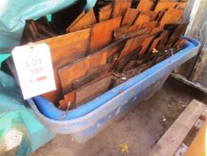 Container of timber slats, approx 100 x 300mm