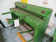 FJ Edwards sheet metal guillotine model 4/16TG