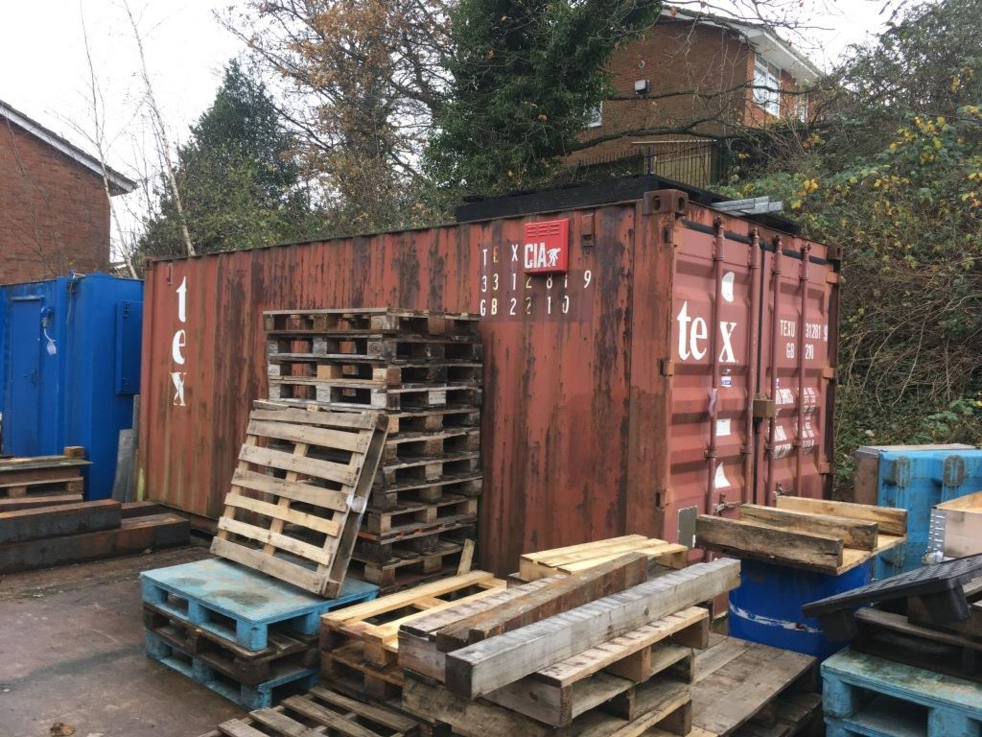 20ft export type storage container (Please note: A work Method Statement and Risk Assessment must be