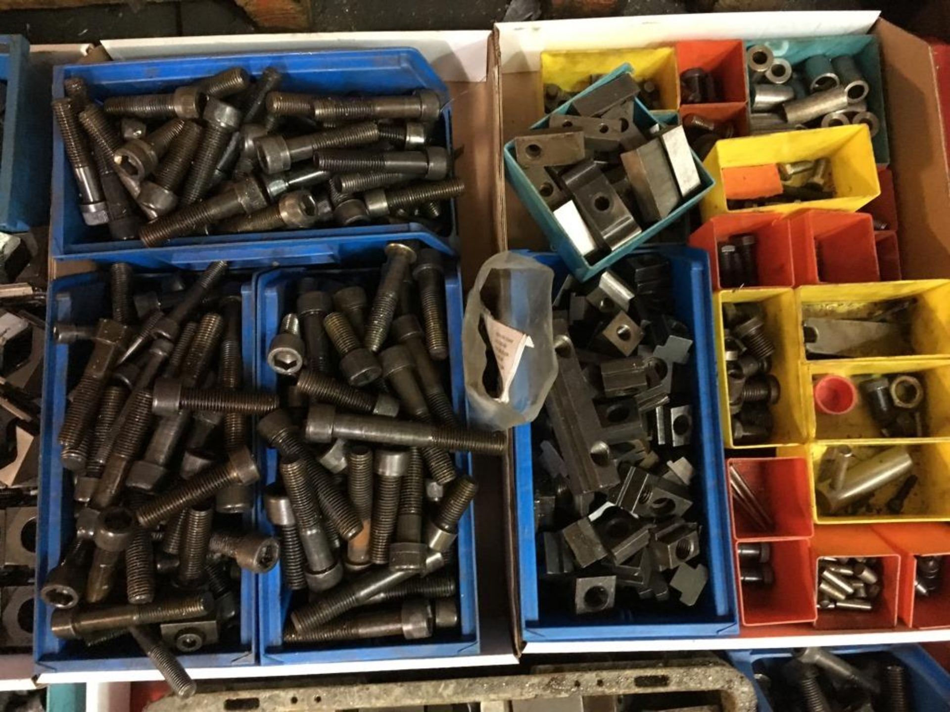 Assorted clamps, bolts, etc., as lotted, one pallet - Image 4 of 6