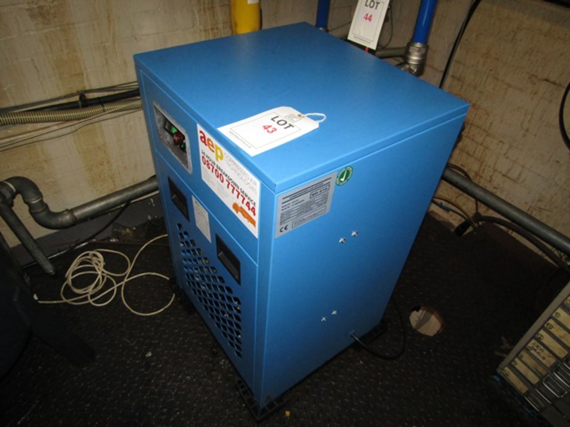 Drytec SD210 compressed air dryer, serial no: 2115MA08436. (Please note: A work Method Statement and
