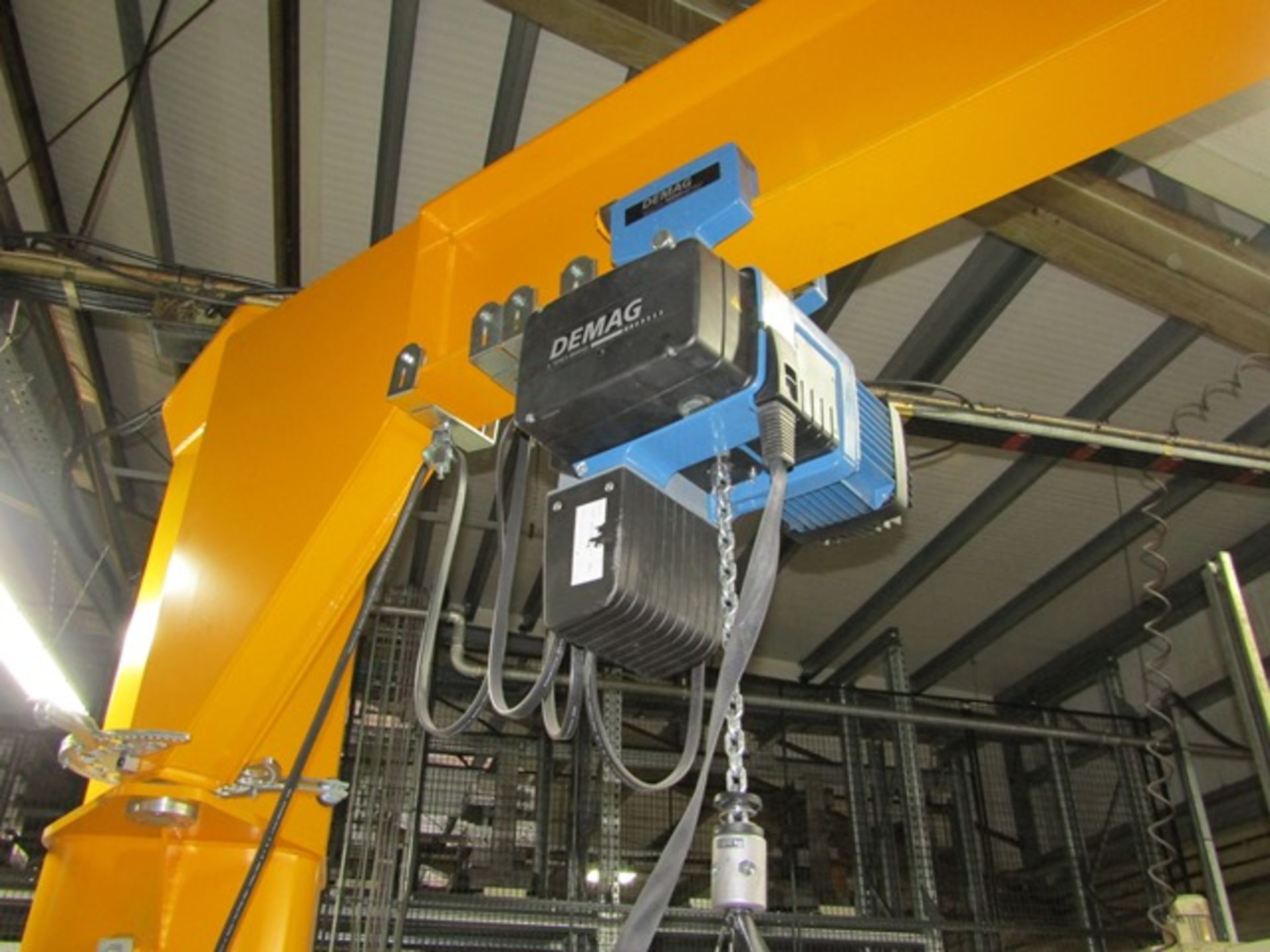 Demag 1000kg heavy duty pillar jib arm crane, approx swing 6m, fitted Demag 1000kg, electric chain - Image 2 of 5