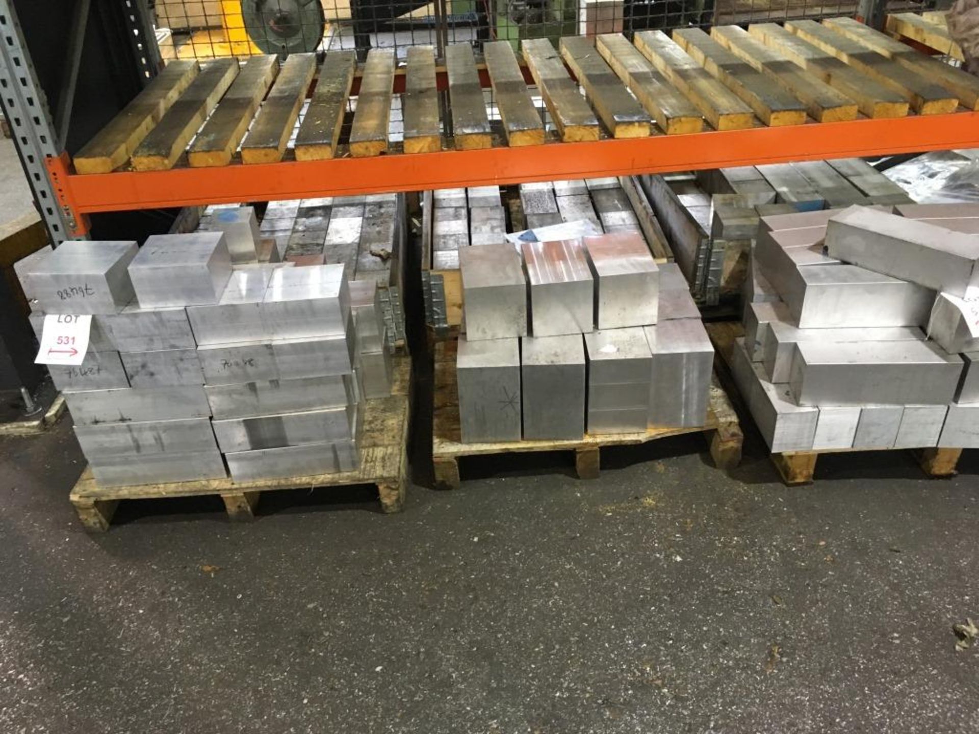 Large quantity of aluminium cut to length blanks, six pallets