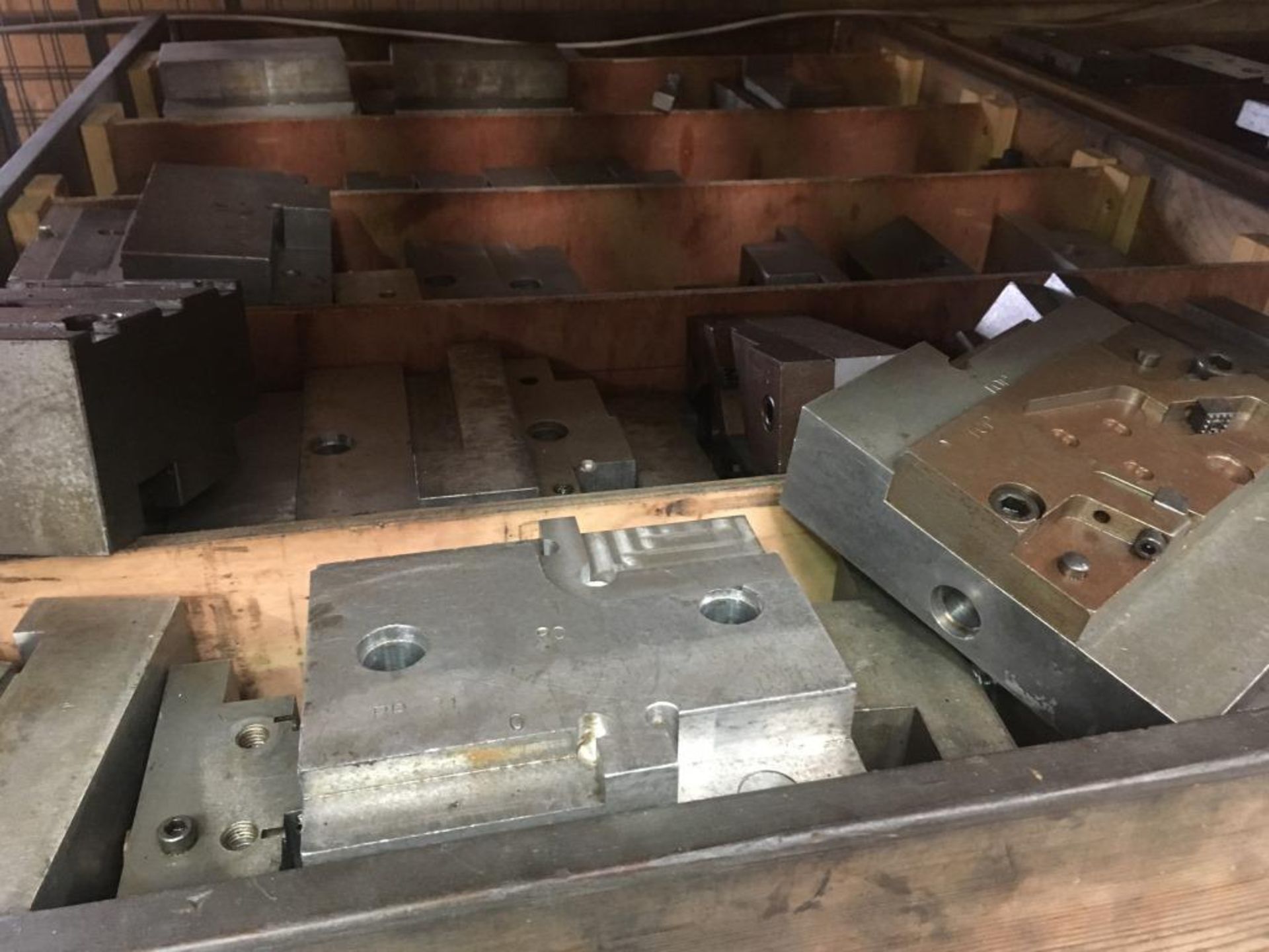 Assorted machining work fixtures, as lotted, four pallets - Image 5 of 6