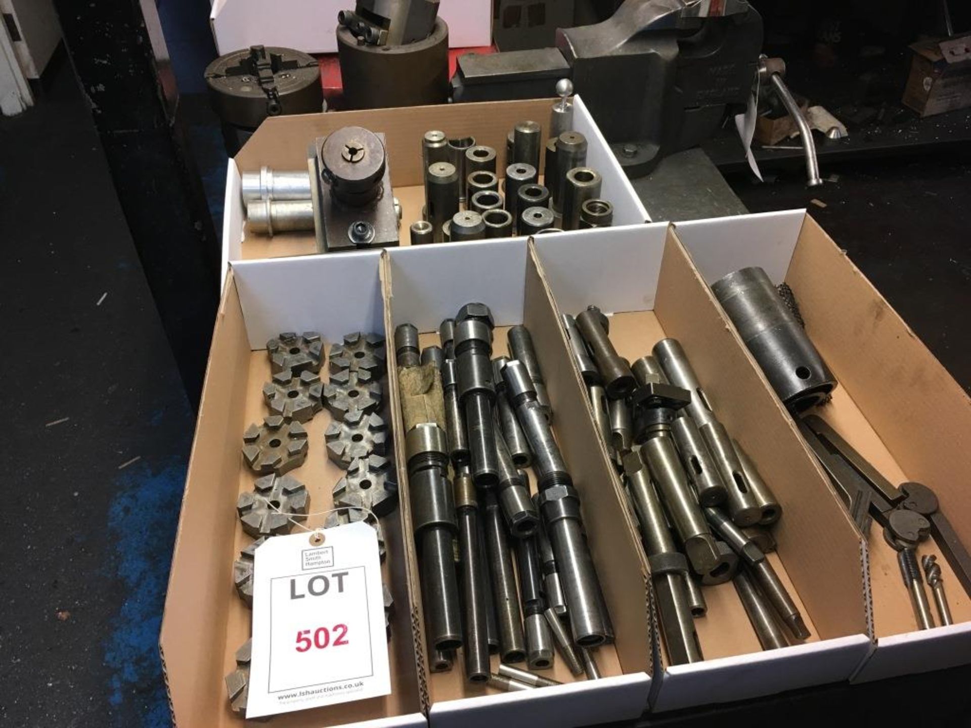 Assorted engineer's tooling, incl. drill sleeves, drill chucks, 3 jaw chucks, etc., as lotted, in