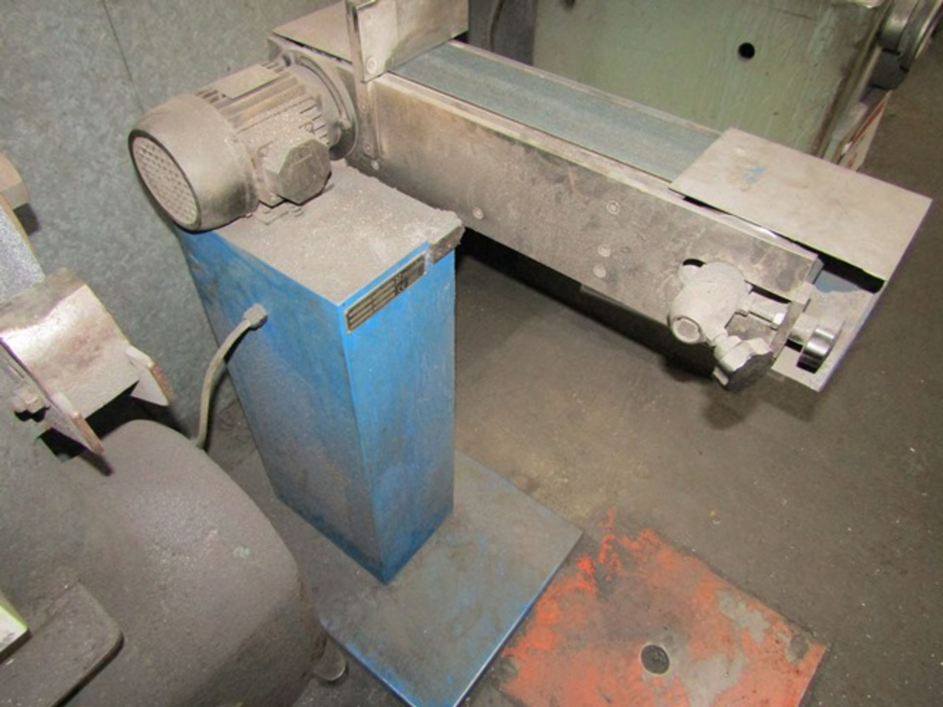 Morrisflex 100mm horizontal continuous belt facer, on stand. (Please note: A work Method Statement - Image 2 of 3