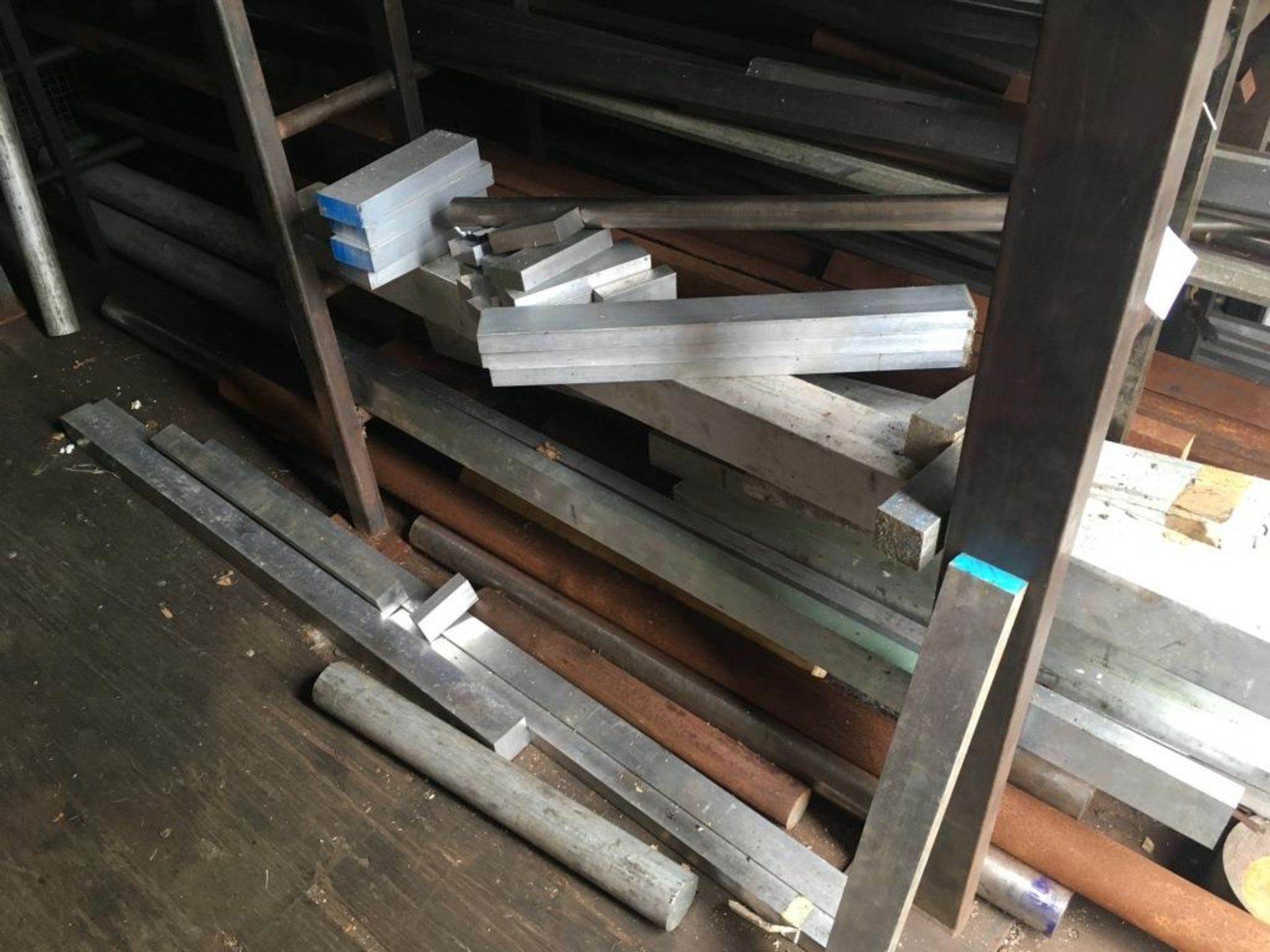 Quantity of aluminium and mild steel lengths, including assorted sections, including steel - Image 2 of 4