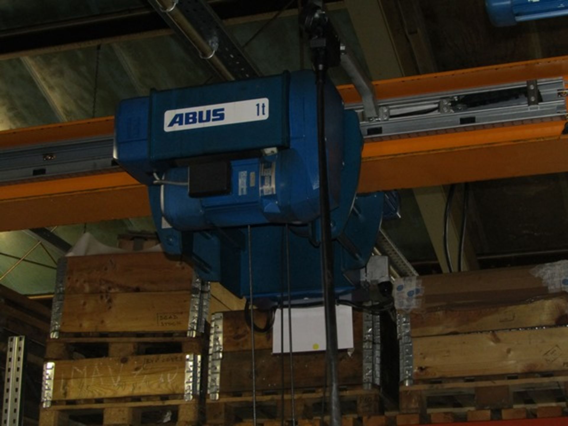 Abus 1 ton overhead travelling electric gantry crane, serial no: 16258516-1, approx 5.5m span x - Image 6 of 9