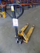 MIDLAND BEARING 2000Kg hand pallet truck, serial No 13122273/049 (2013), with digital load