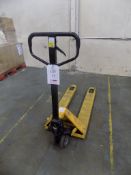 2000Kg hand pallet truck, serial No 08102102 1/044, with 550mm fork width x 1150mm fork length