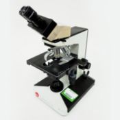 Leitz Laborlux S binocular microscope; S/N; 96848, with built-in illumination and with 10-T/18L