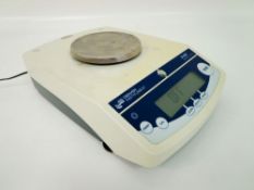 Denver Instrument SI-602 Summit Series Analytical Top Loading Balance, Error 53 displayed (ref: