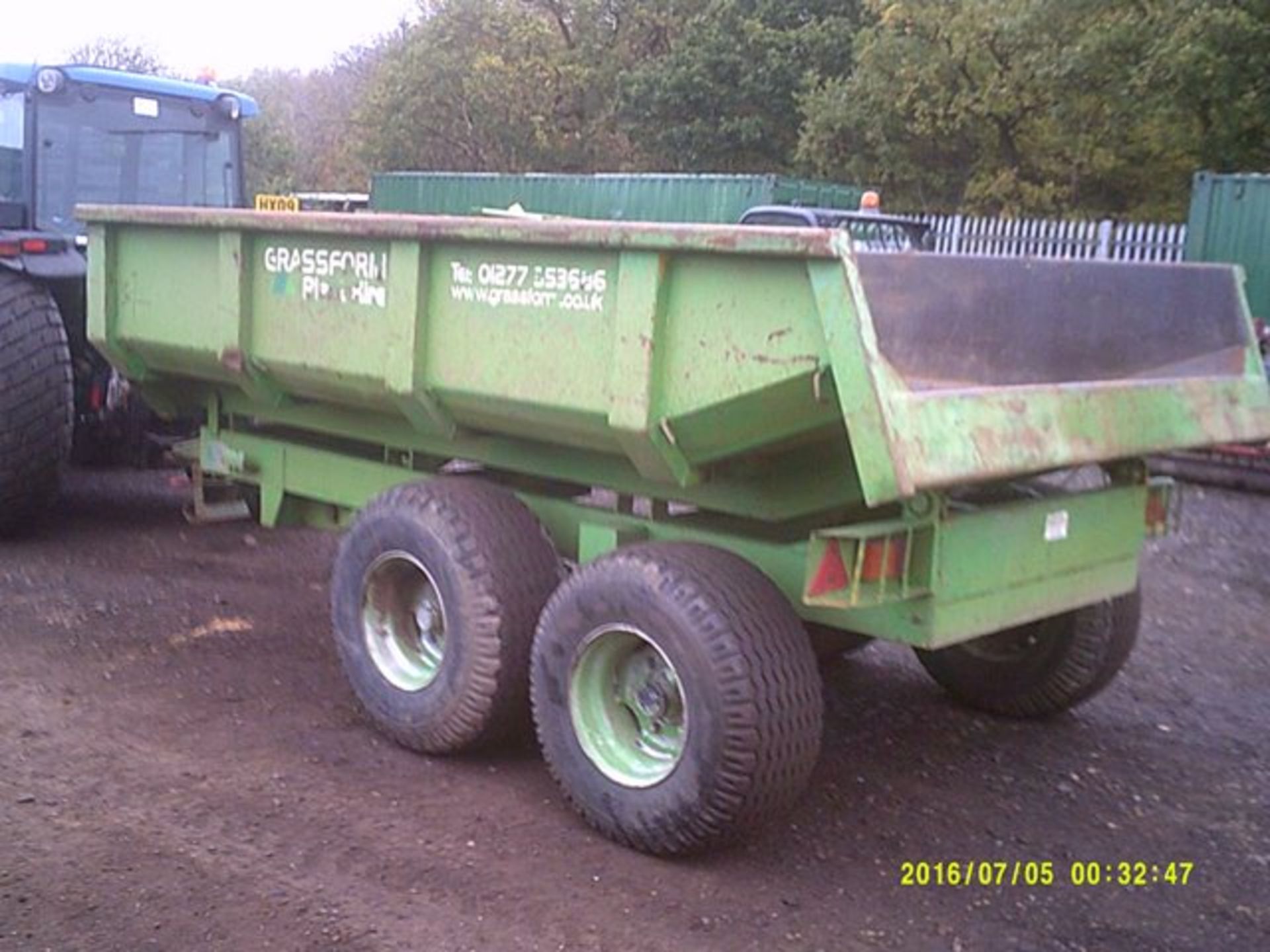 A W four wheel 8500kg tipping trailer, fitted with LGP tyres and tipping tailgate Model SR7 Serial