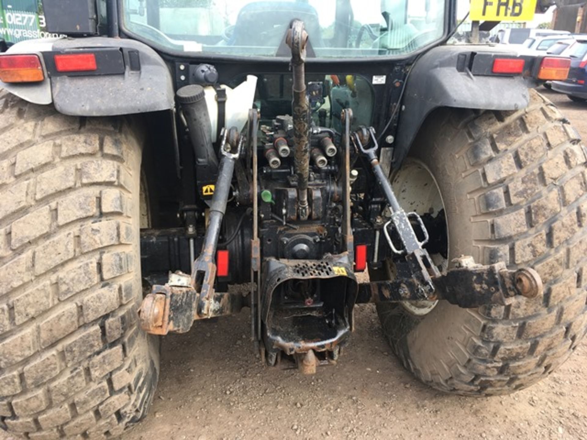 New Holland T4020 tractor fitted with grassland tyres, creep speed gear box, 2 no. exterior - Image 9 of 11