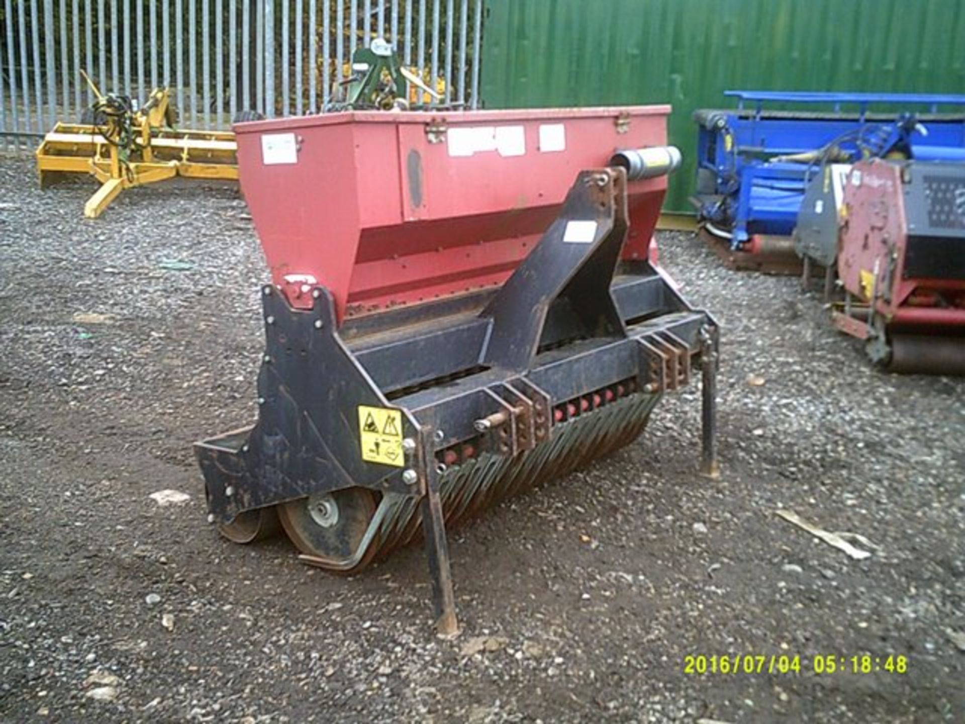 Charterhouse 1575 disc seeder. Serial no. C13627, year 2007 - Image 2 of 5