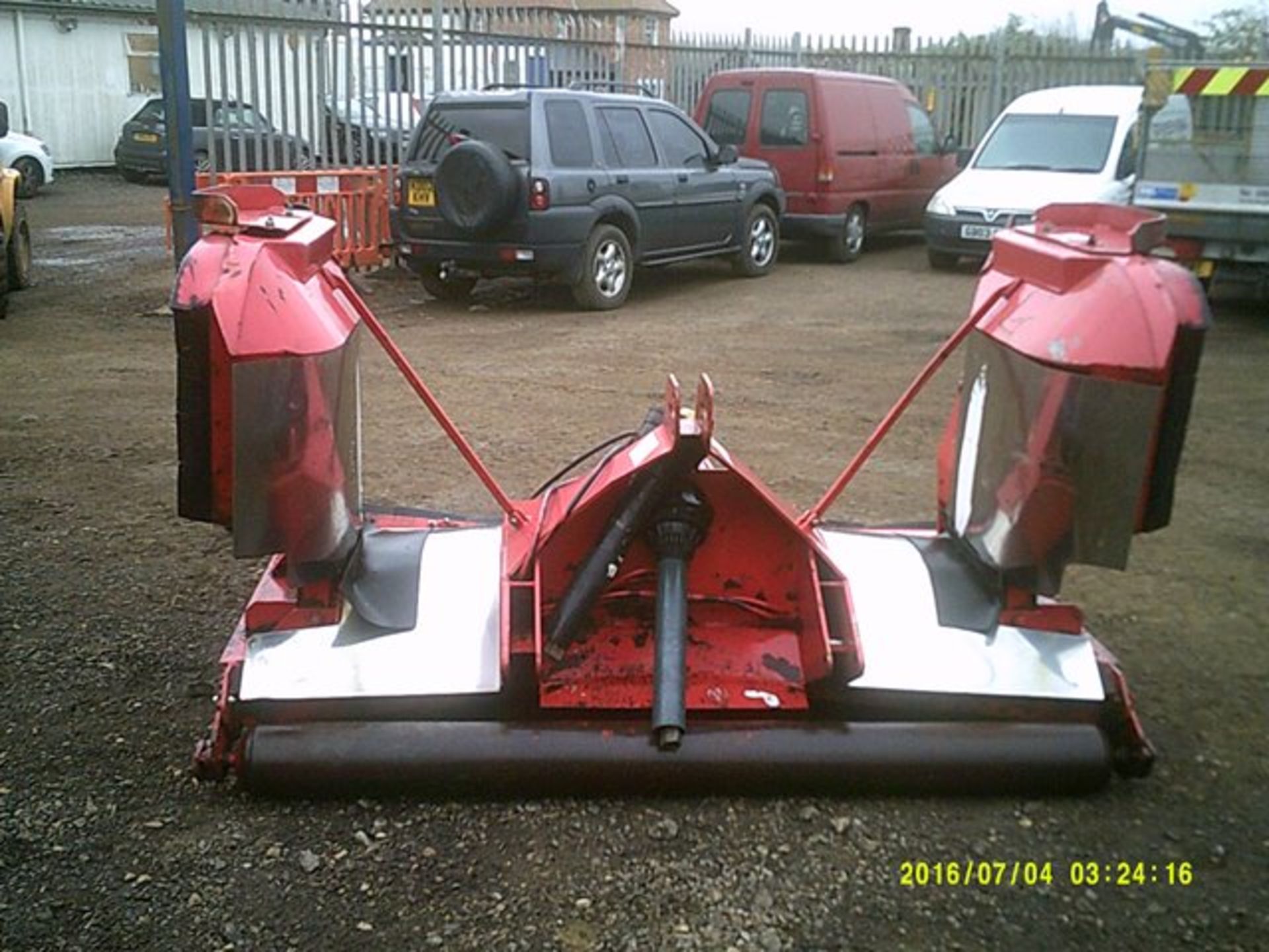 Trimax Stealth mower with folding wings, model STK340 HL10 Serial no. STK272 340 7U - Image 2 of 7