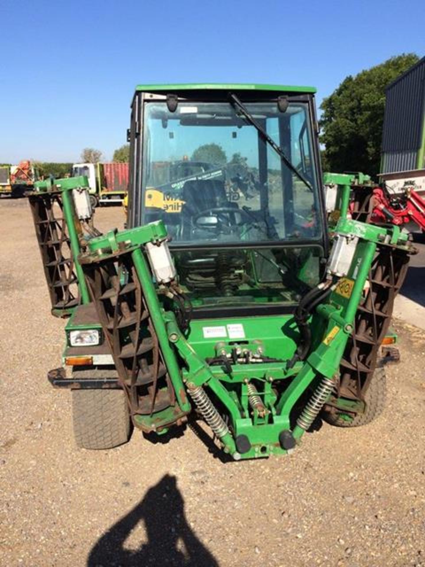 Roberine five gang mower fitted with Mauser cab. Serial no DM/1903/193543, year 2004, 2,100 hours