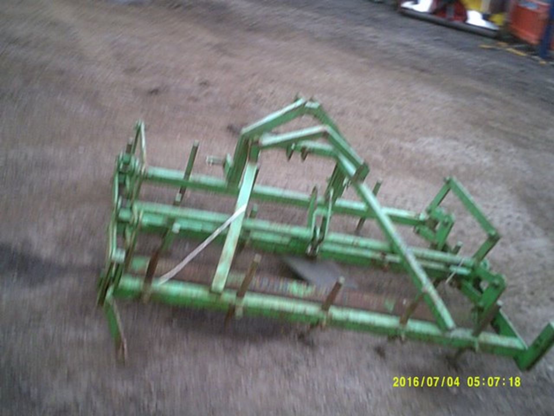 Levelling harrow, 4' approx. (missing ram - for spares/repair) - Image 3 of 4