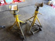 Pair of high level adjustable screw axle stands...